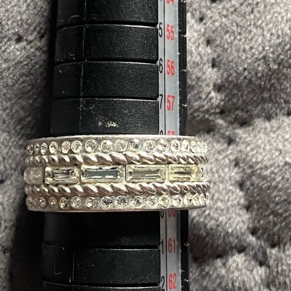 Lia Sophia Ring - Picture 5 of 8